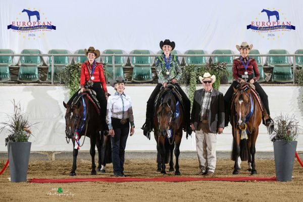 AMATEUR WESTERN PLEASURE EC2 3042