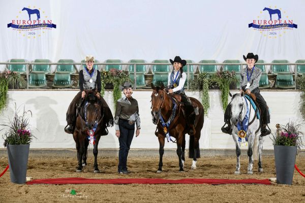 YOUTH RANCH RIDING EC2 4985
